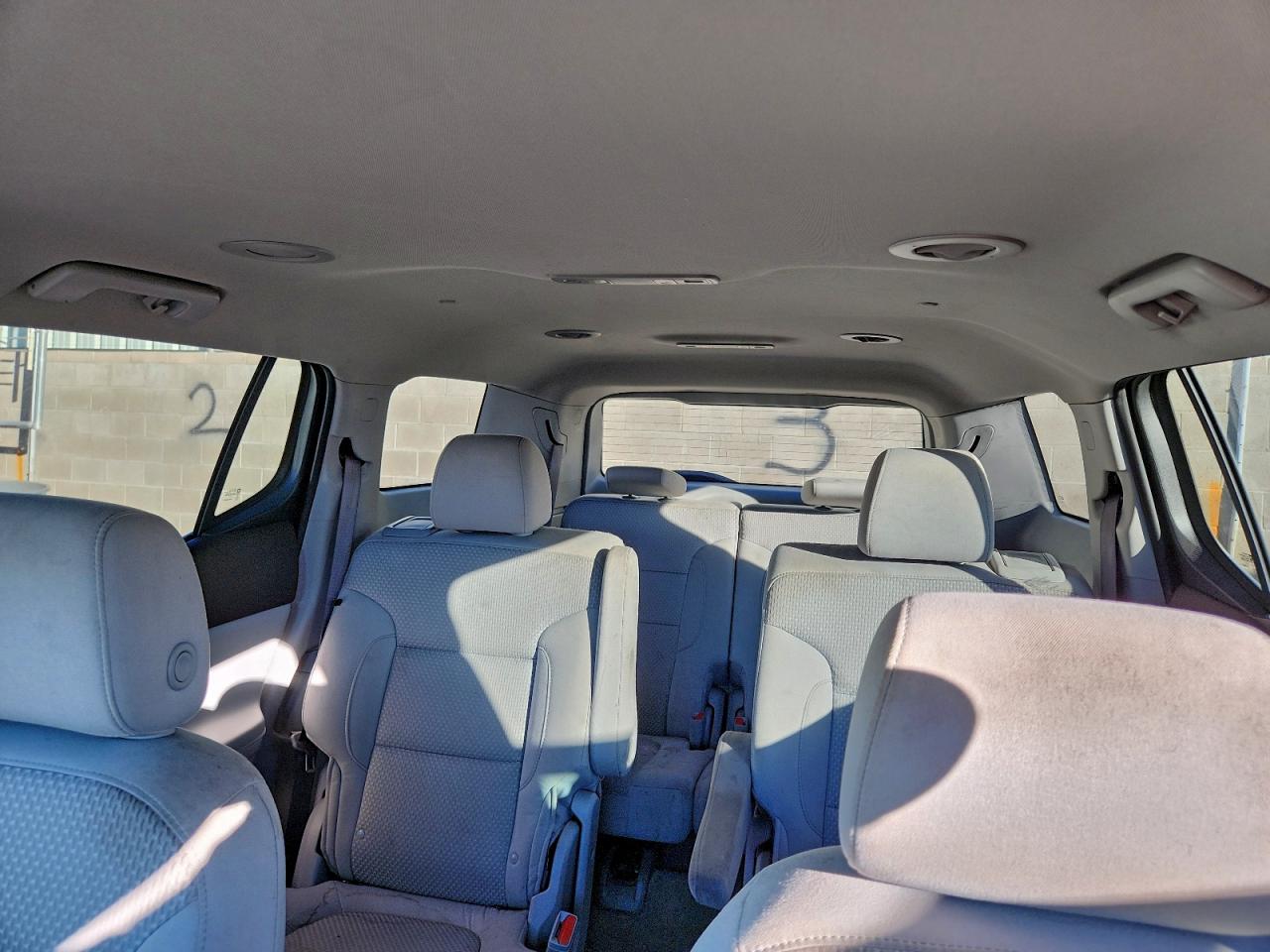 2023 GMC ACADIA SLE photo 19