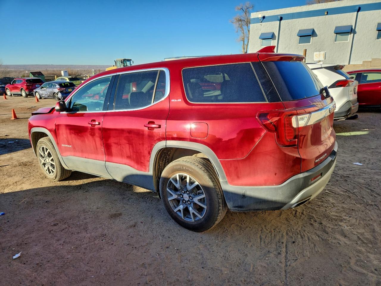 2023 GMC ACADIA SLE photo 3