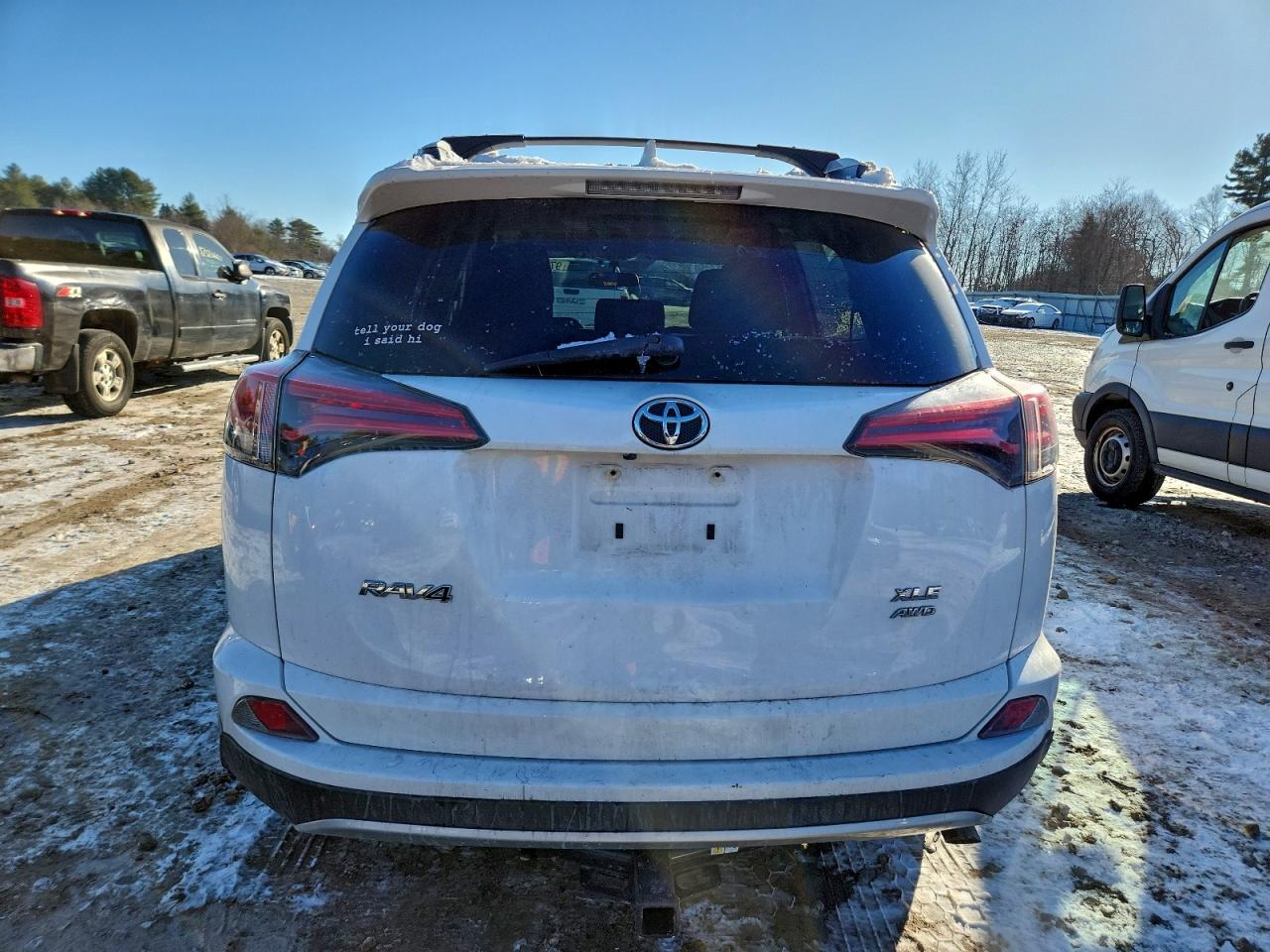 2016 TOYOTA RAV4 XLE photo 6