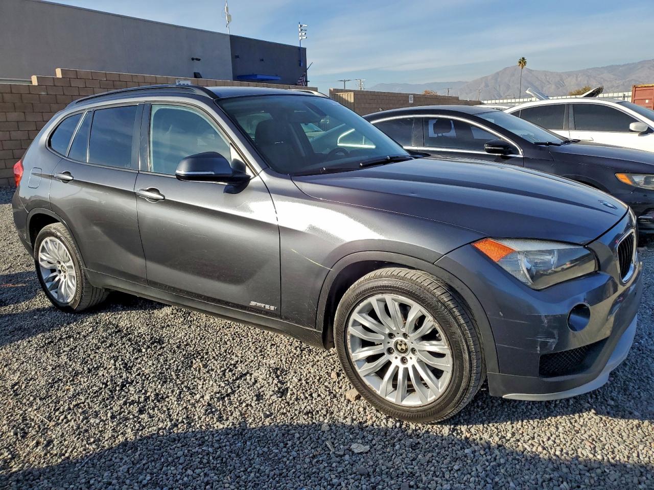 2015 BMW X1 SDRIVE28I photo 4