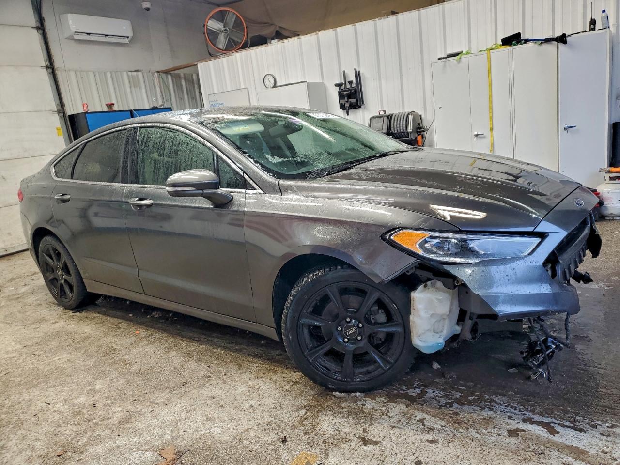 2017 FORD FUSION SE photo 7