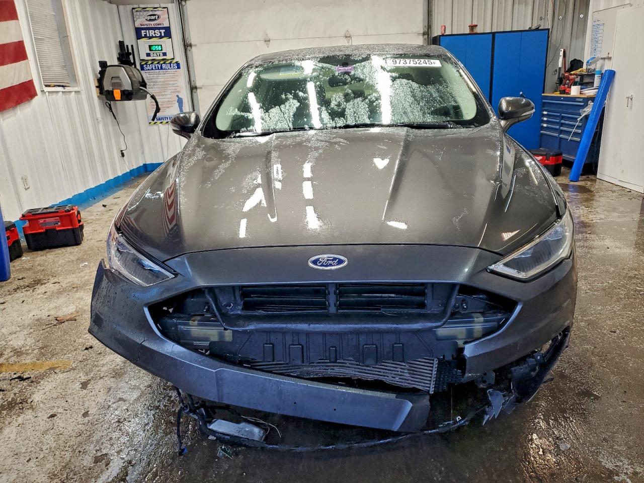 2017 FORD FUSION SE photo 9