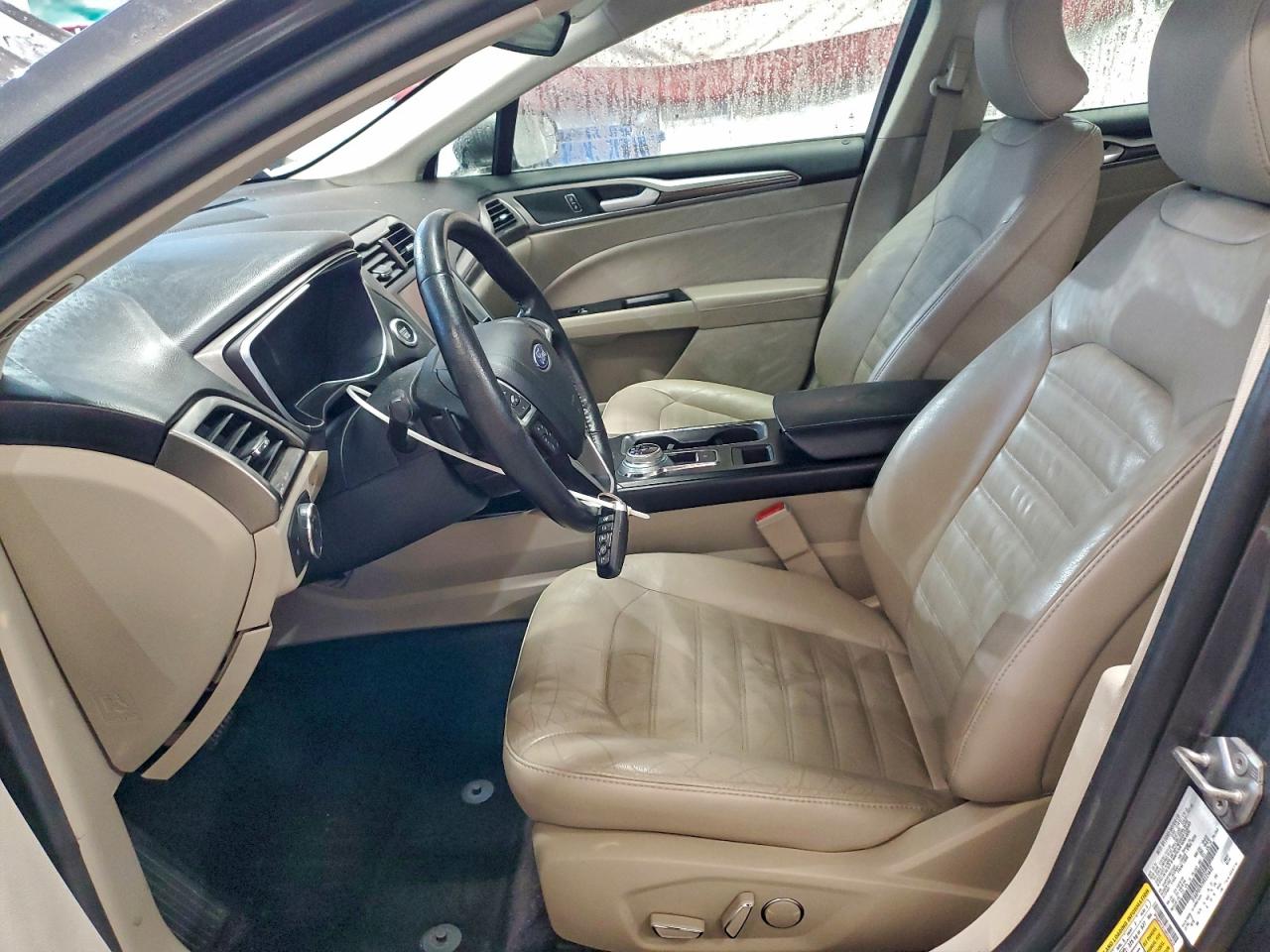 2017 FORD FUSION SE photo 13