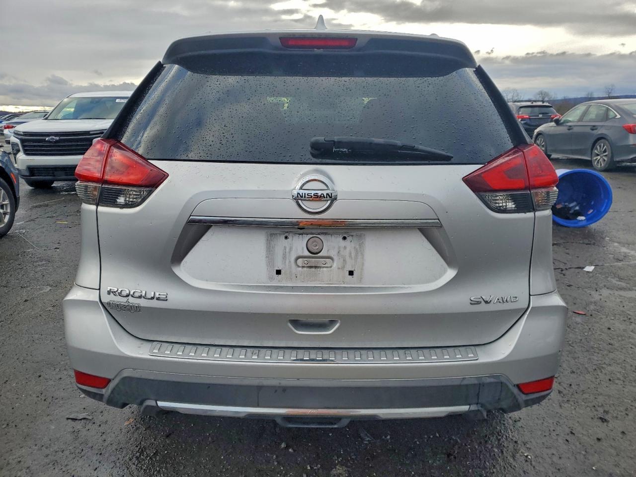 2018 NISSAN ROGUE S photo 6