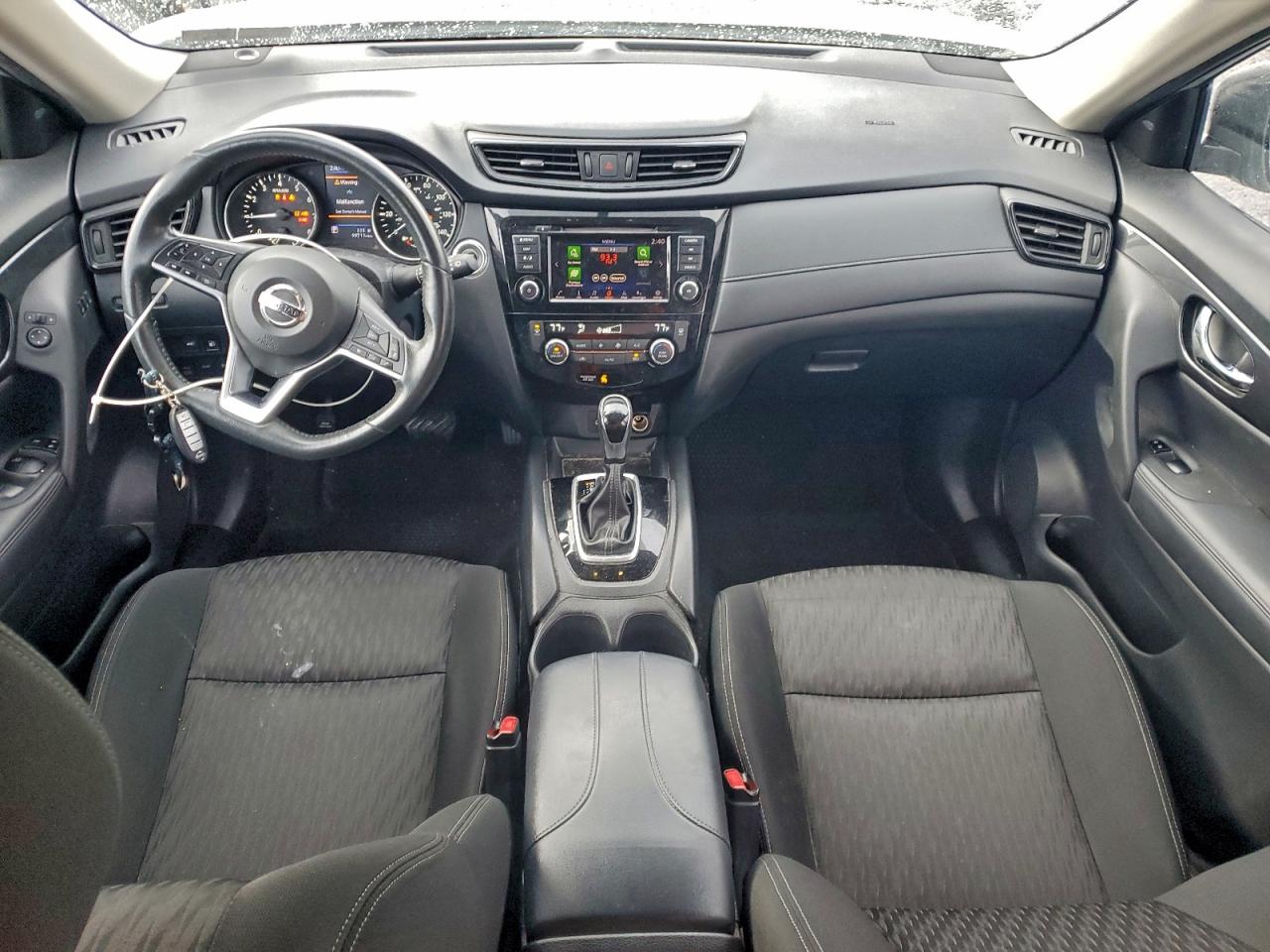 2018 NISSAN ROGUE S photo 8