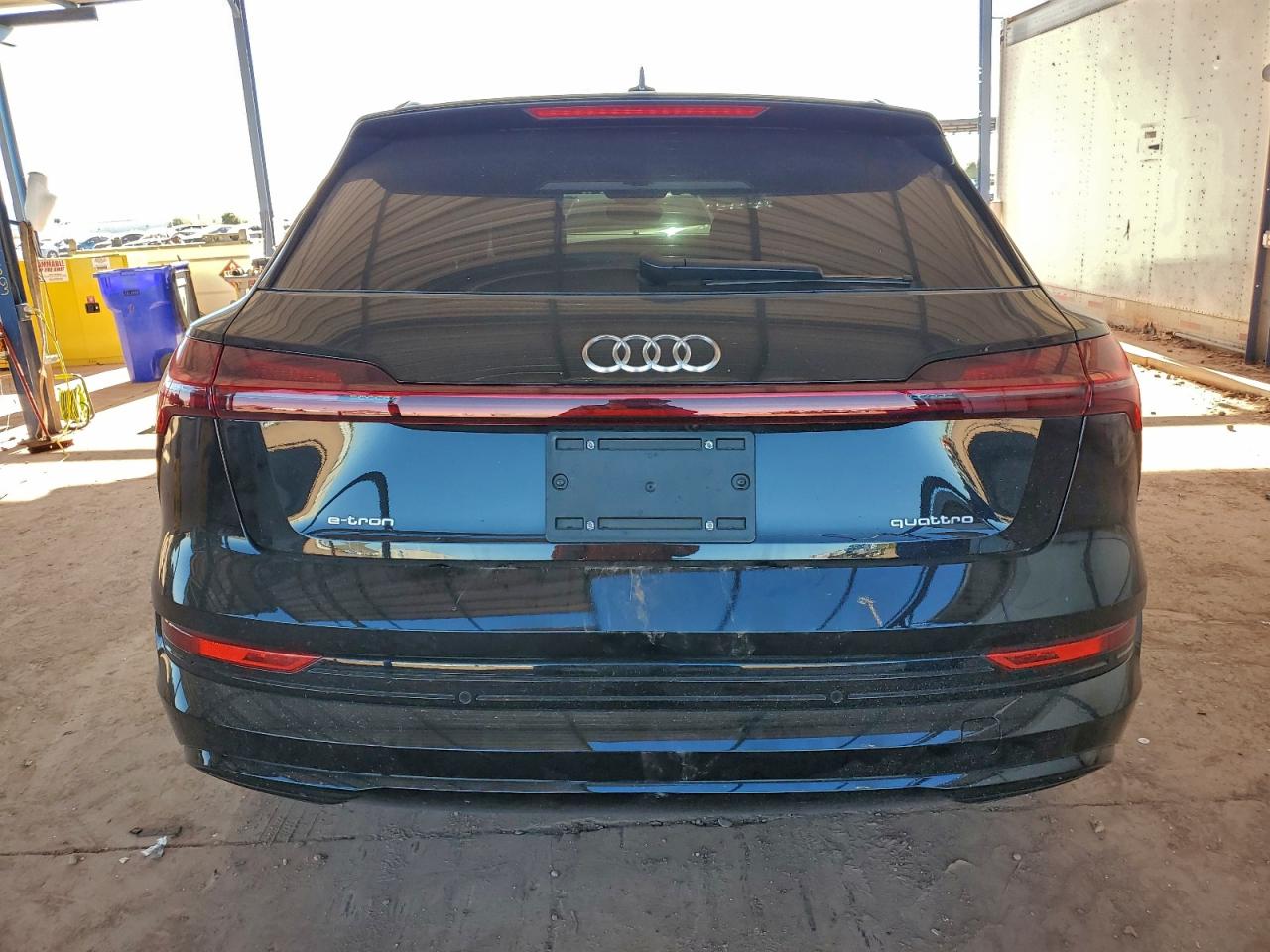 2021 AUDI E-TRON PREMIUM photo 6