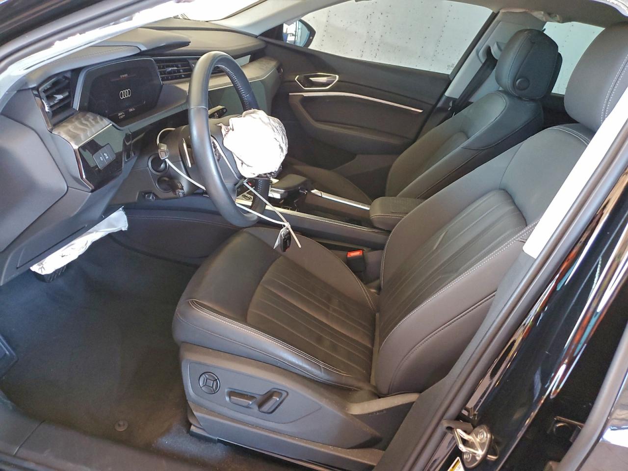 2021 AUDI E-TRON PREMIUM photo 7