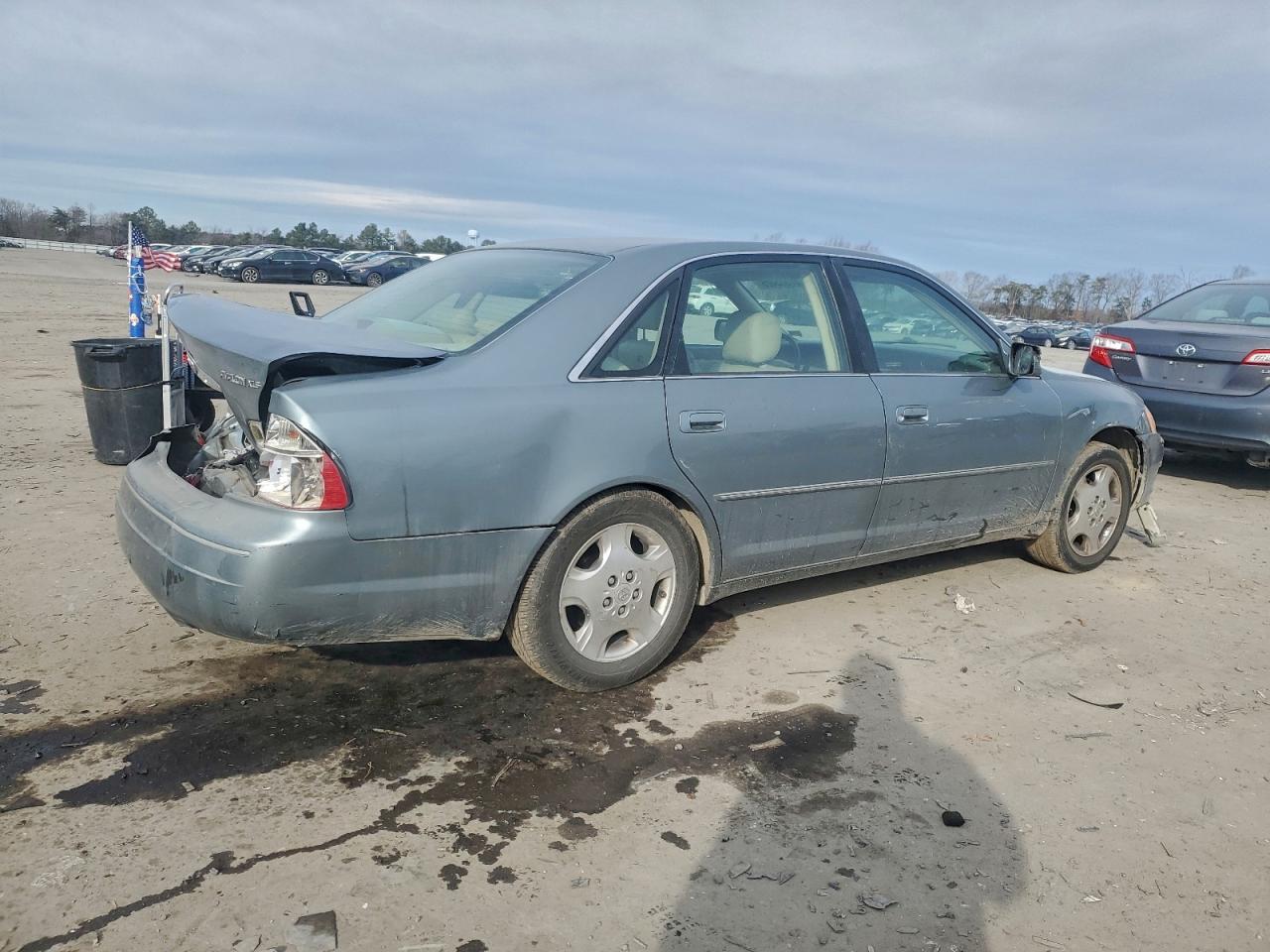 2004 TOYOTA AVALON XL photo 5