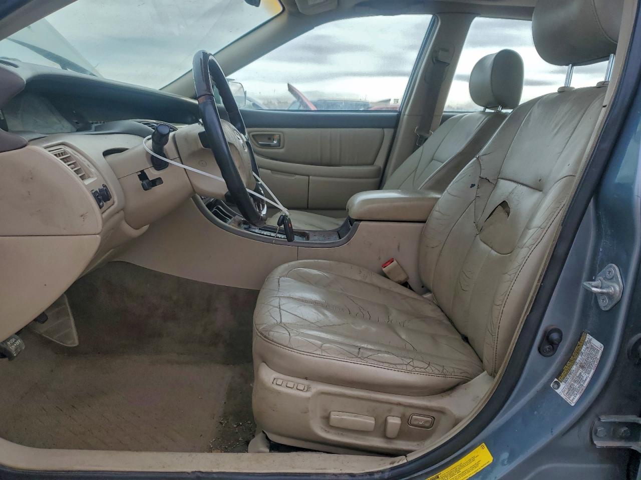 2004 TOYOTA AVALON XL photo 13