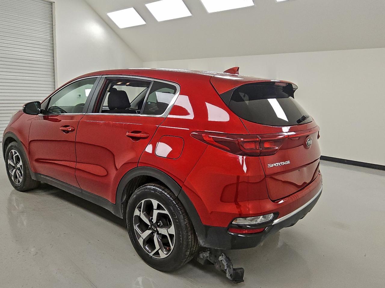 2021 KIA SPORTAGE LX photo 3
