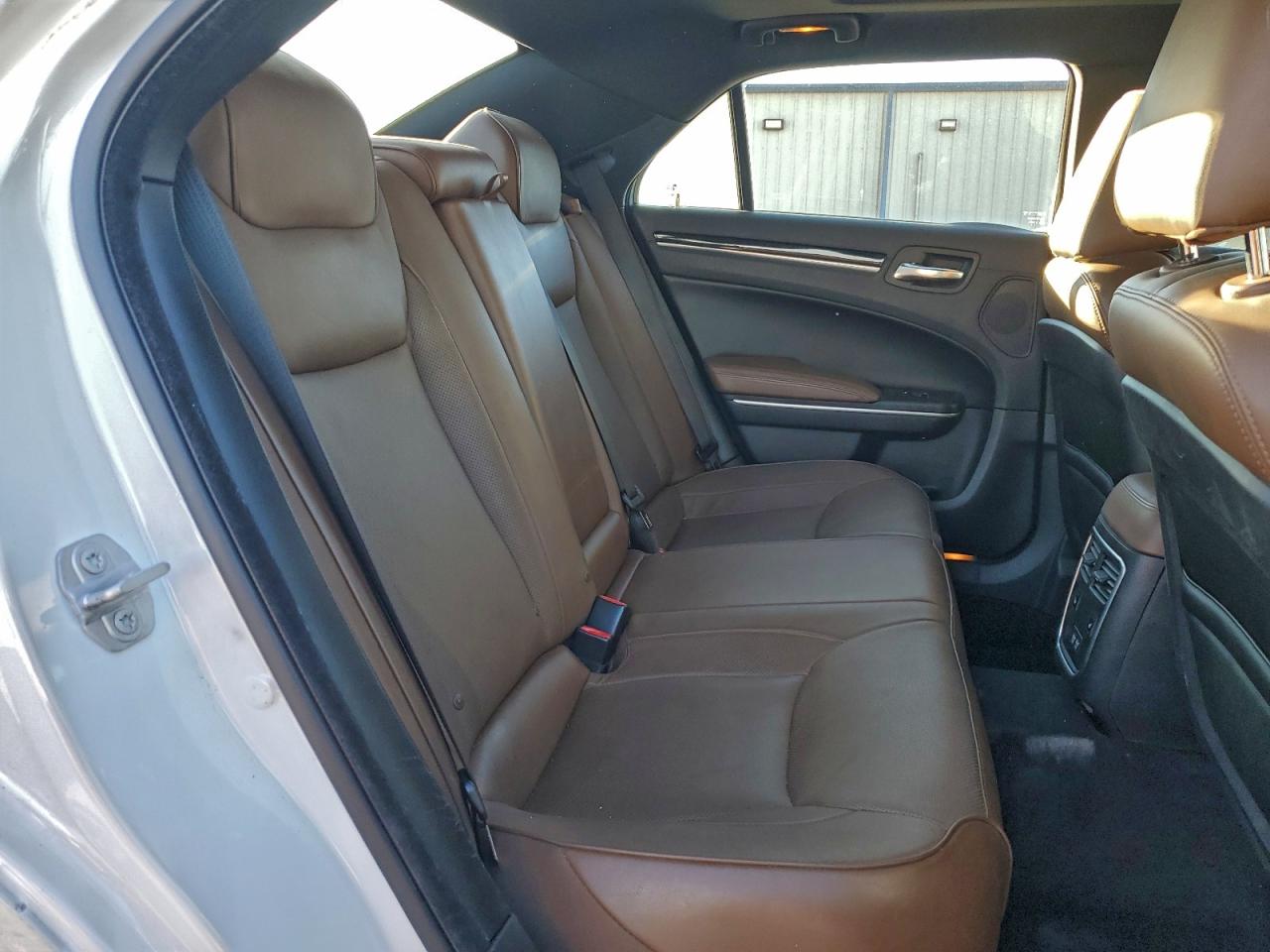 2018 CHRYSLER 300 LIMITED photo 28