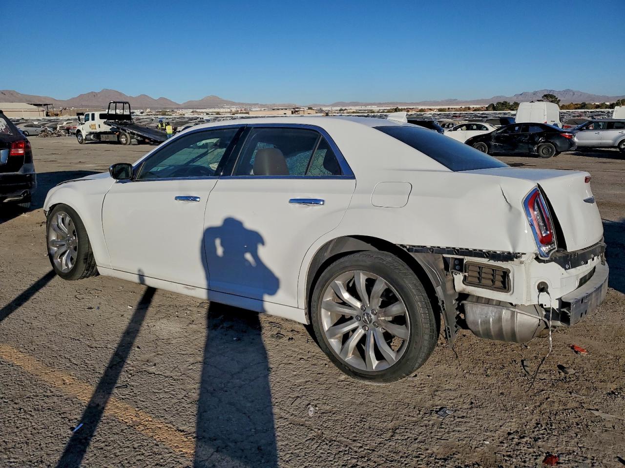2018 CHRYSLER 300 LIMITED photo 4