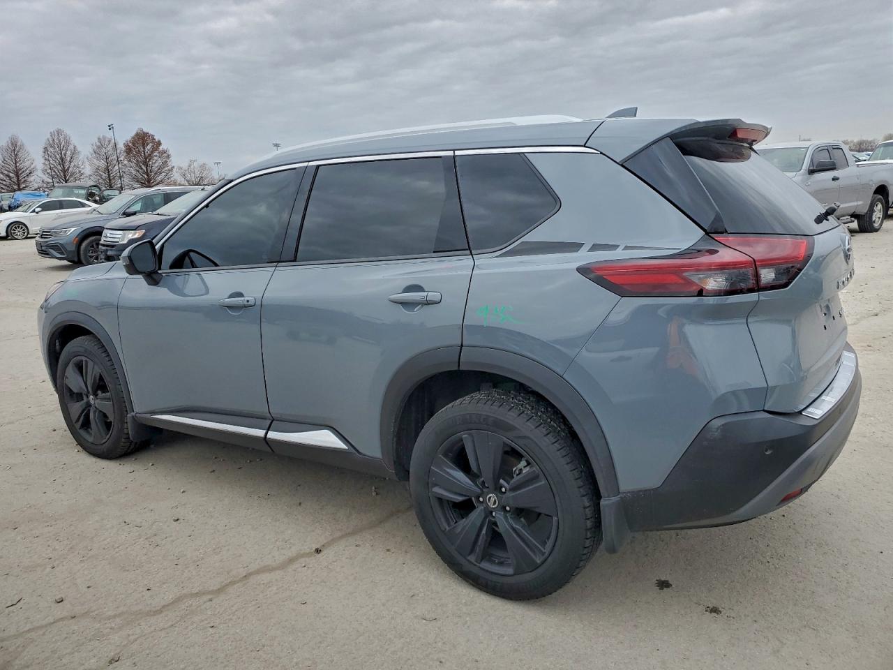 2021 NISSAN ROGUE SL photo 2