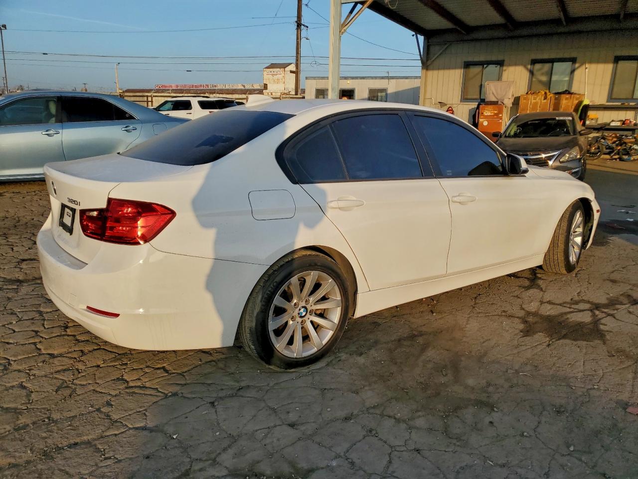 2014 BMW 320 I photo 3