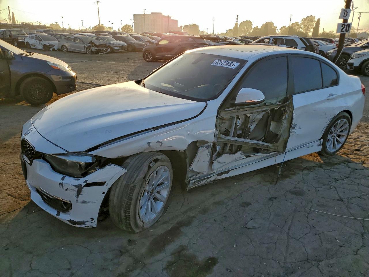 2014 BMW 320