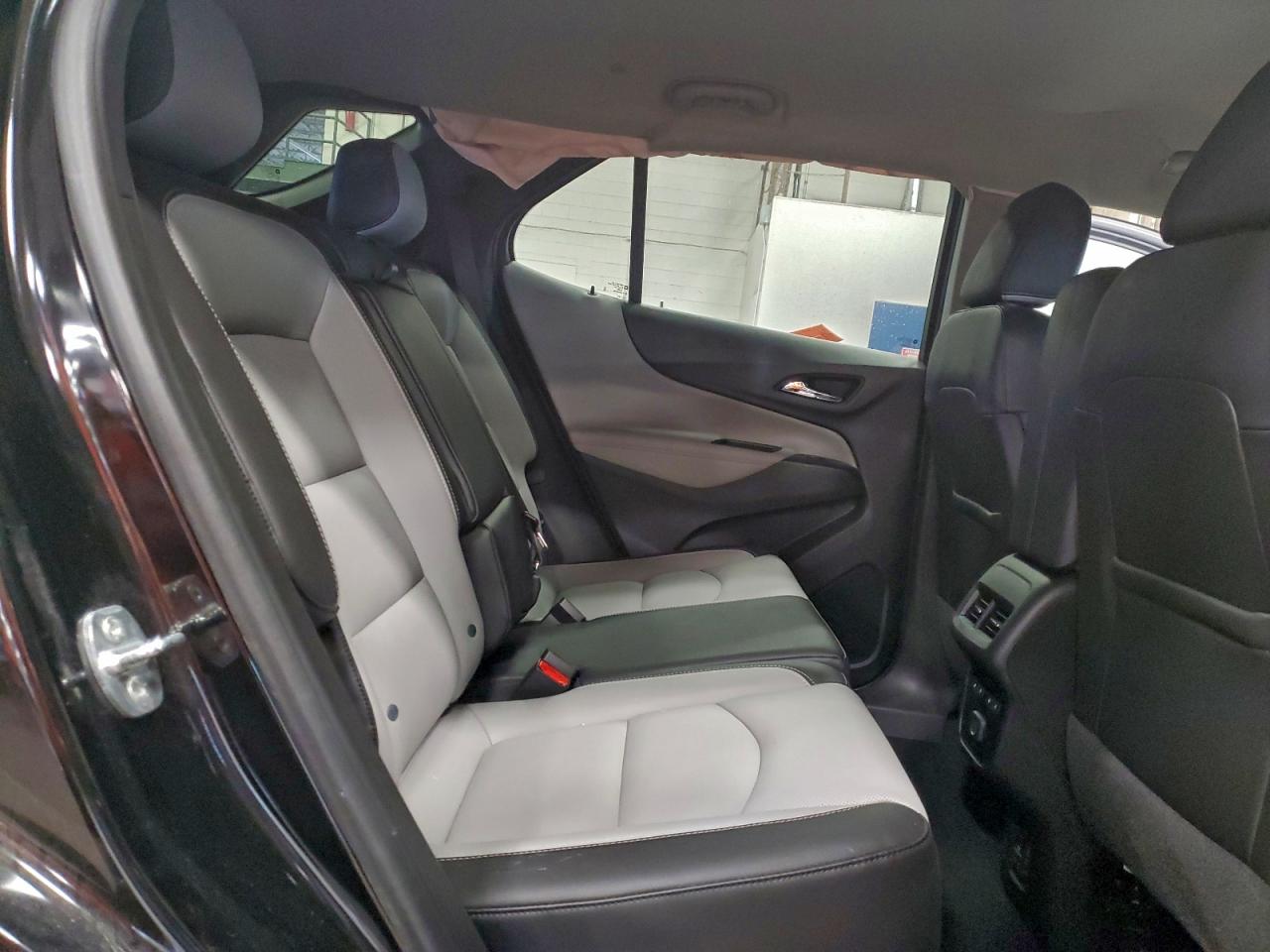 2021 CHEVROLET EQUINOX PREMIER photo 21