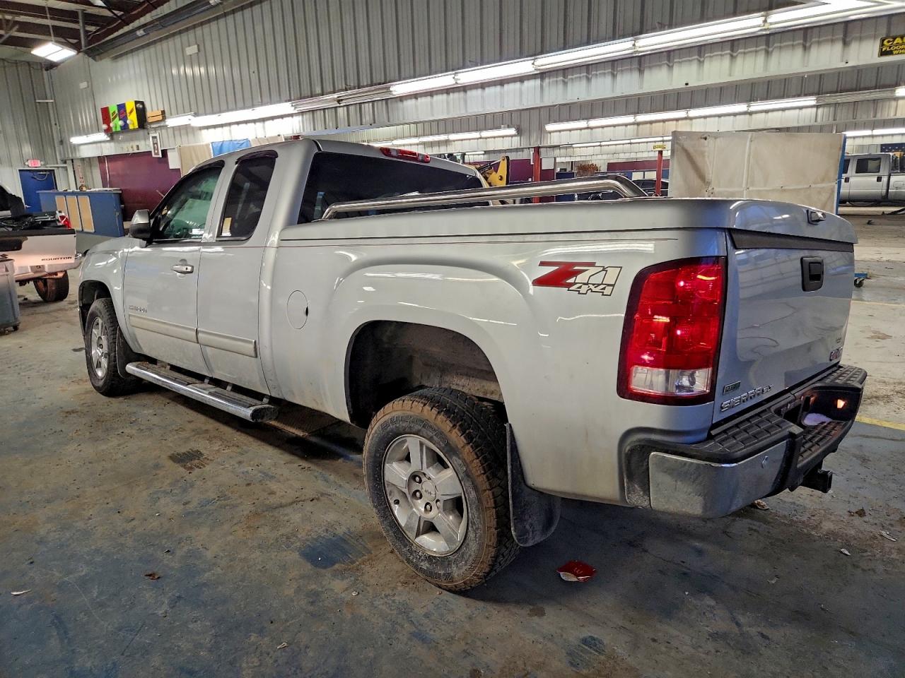 2012 GMC SIERRA K1500 SLT photo 5