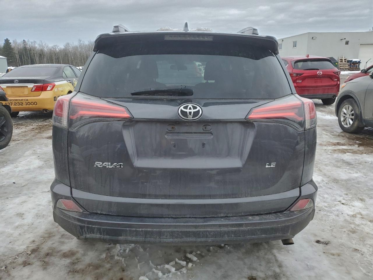 2017 TOYOTA RAV4 LE photo 6