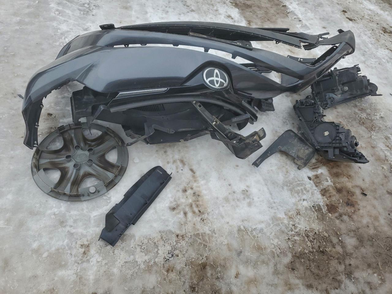2017 TOYOTA RAV4 LE photo 12
