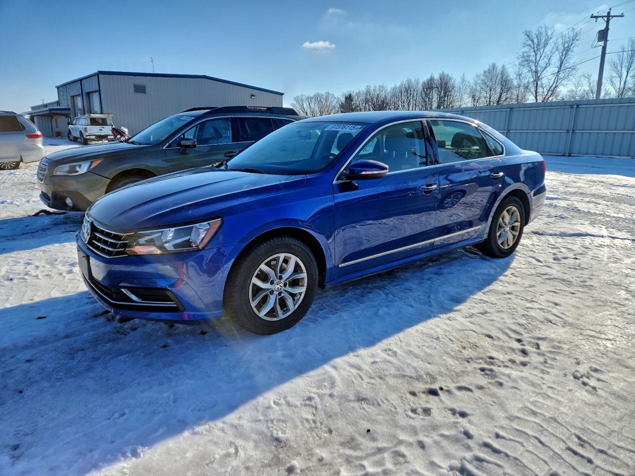 2017 VOLKSWAGEN PASSAT