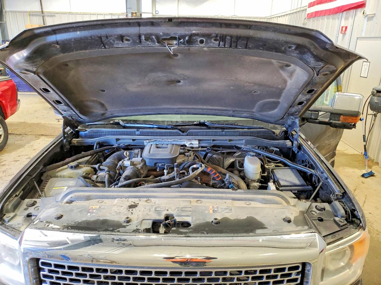 2015 GMC SIERRA K2500 DENALI photo 31