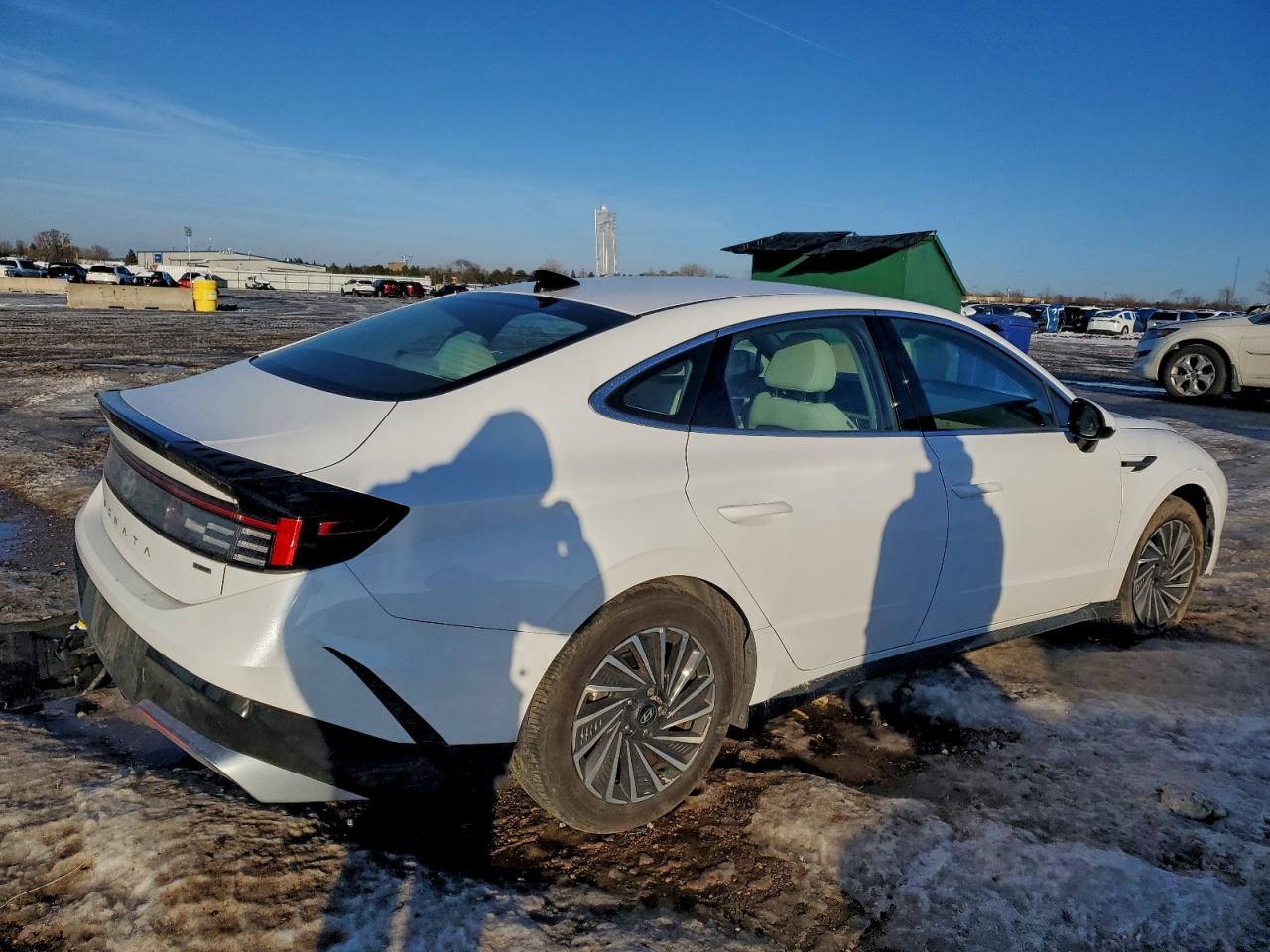 2025 HYUNDAI SONATA HYBRID photo 5