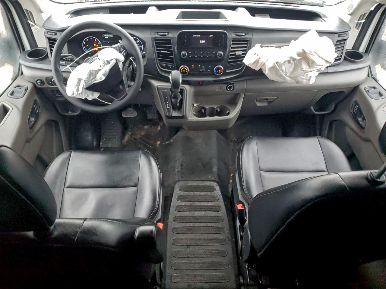 2025 FORD TRANSIT T-250 photo 8