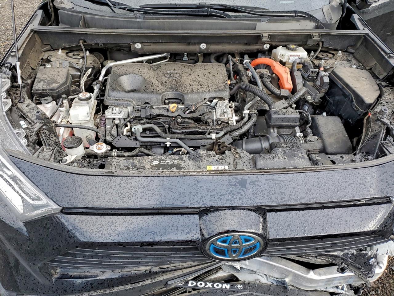 2021 TOYOTA RAV4 XLE photo 23