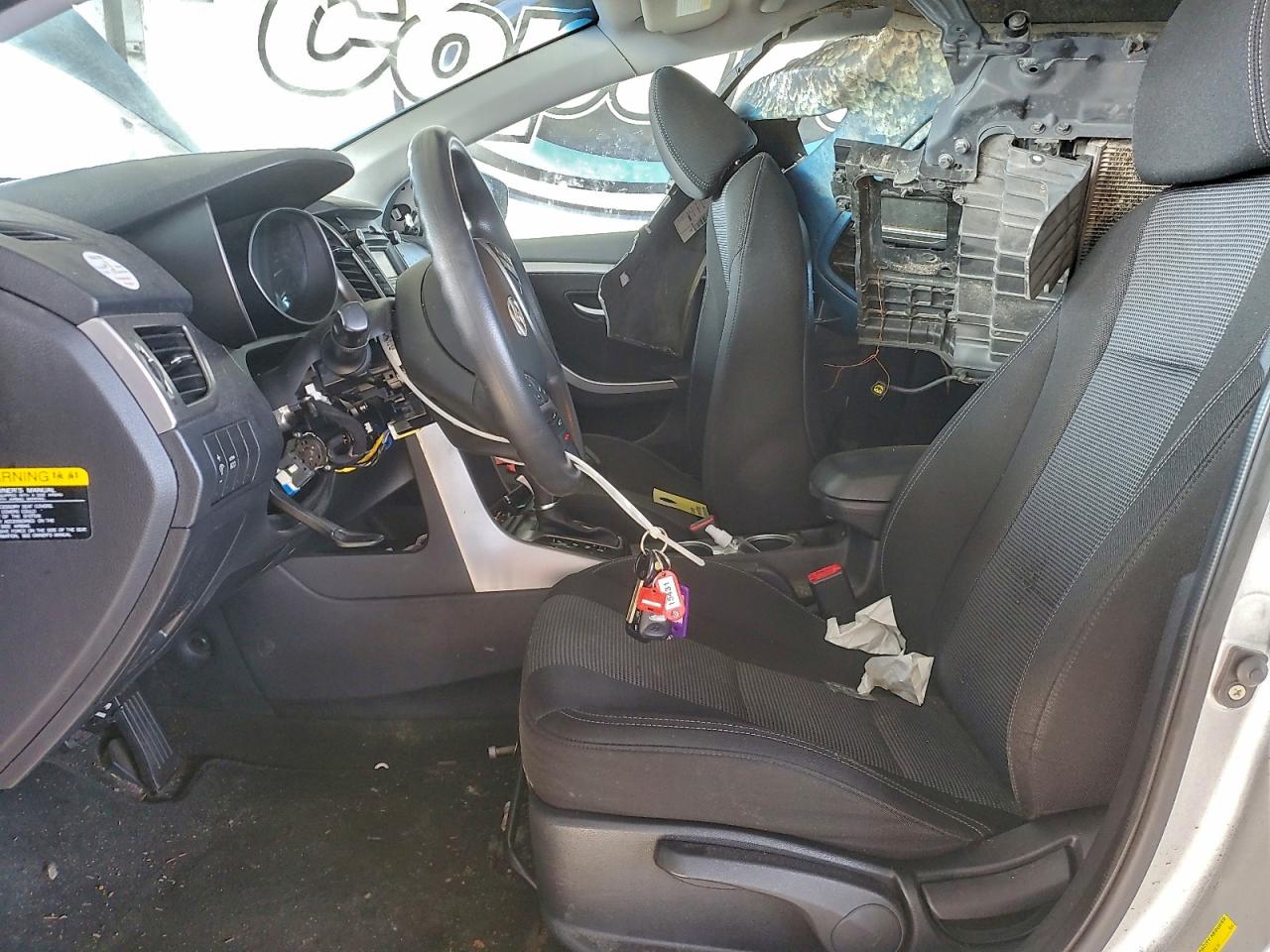 2016 HYUNDAI ELANTRA GT photo 13