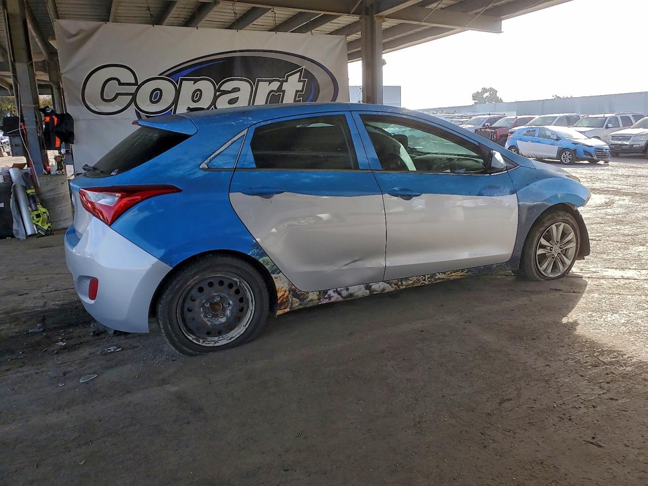 2016 HYUNDAI ELANTRA GT photo 5