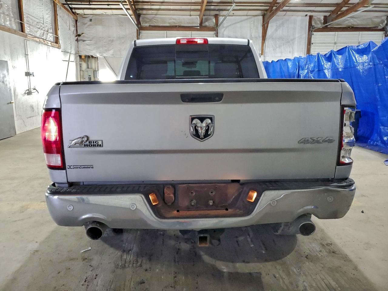 2017 RAM 1500 SLT photo 6
