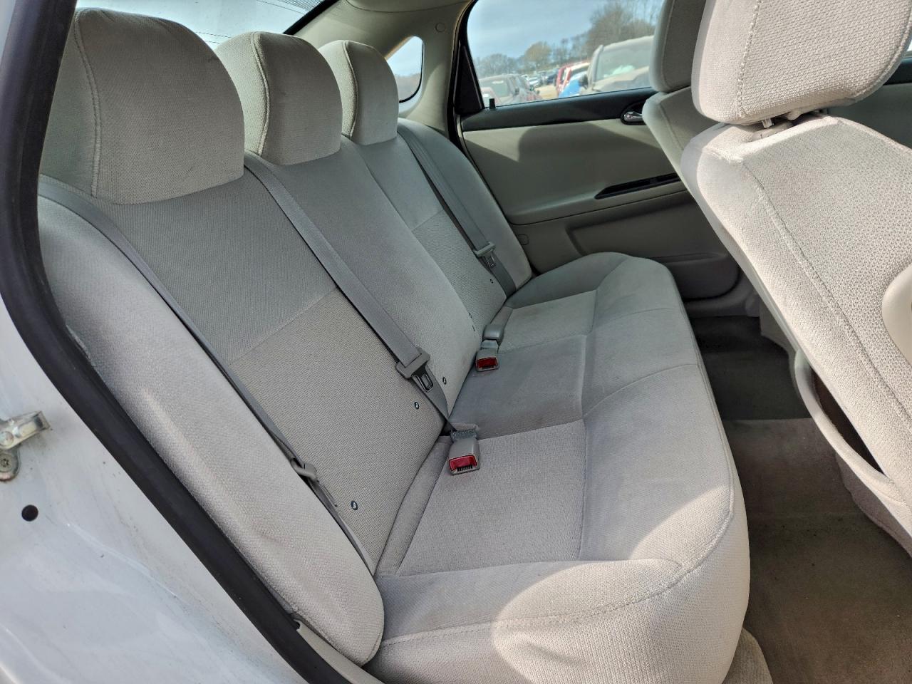 2011 CHEVROLET IMPALA LT photo 10