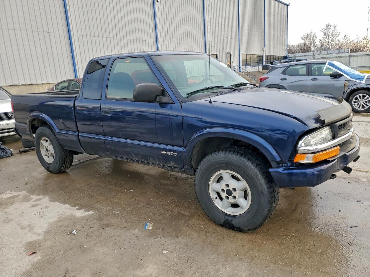 2003 CHEVROLET S TRUCK S10 photo 4