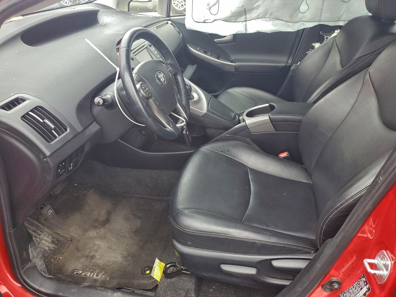2015 TOYOTA PRIUS photo 7