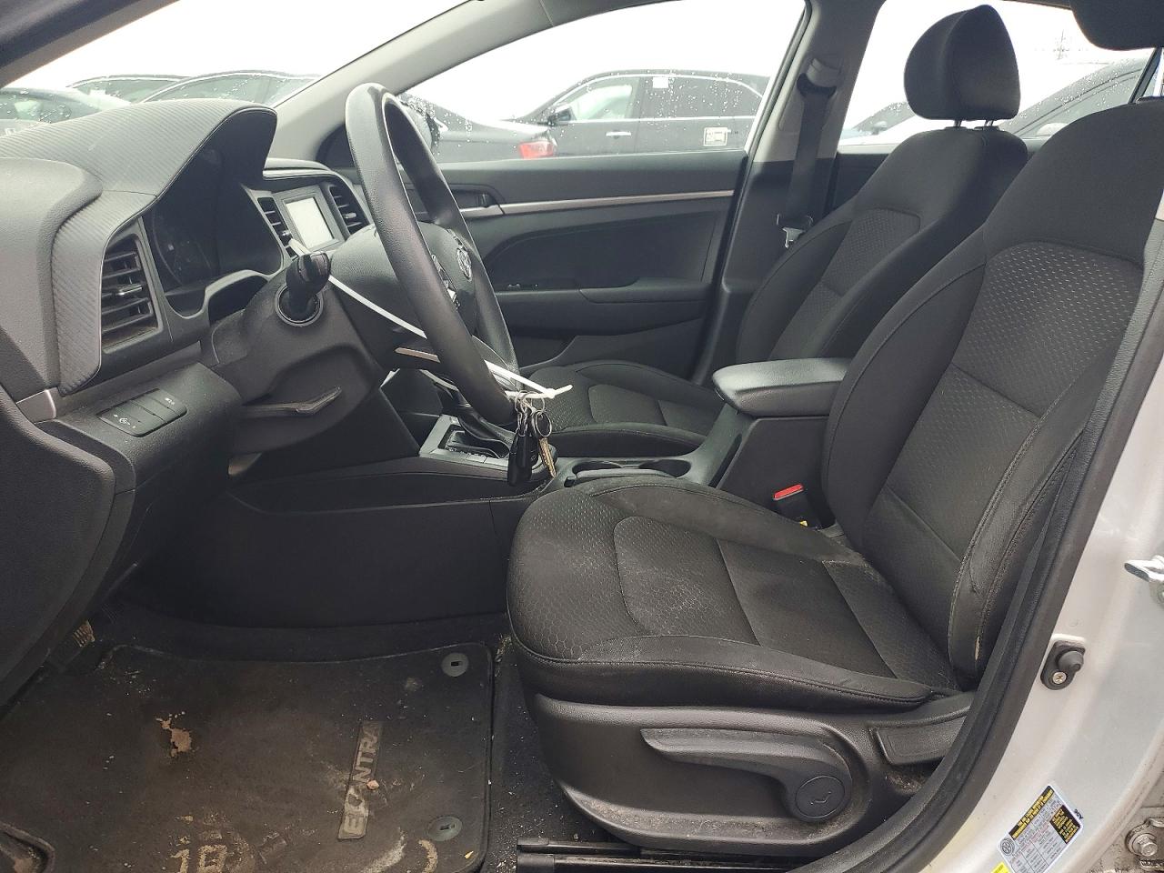 2019 HYUNDAI ELANTRA SE photo 13