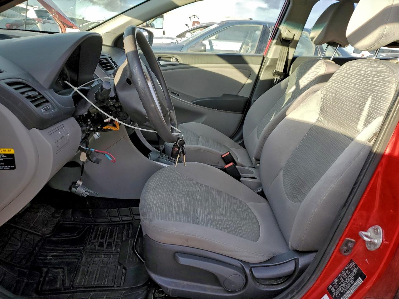 2016 HYUNDAI ACCENT SE photo 7
