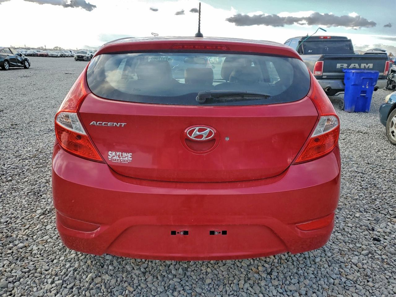 2016 HYUNDAI ACCENT SE photo 6