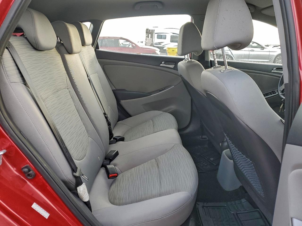 2016 HYUNDAI ACCENT SE photo 10
