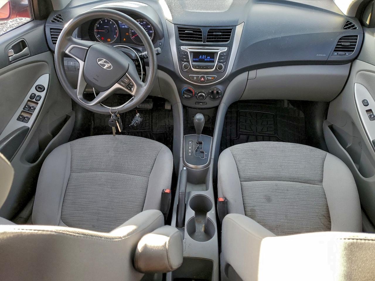 2016 HYUNDAI ACCENT SE photo 8