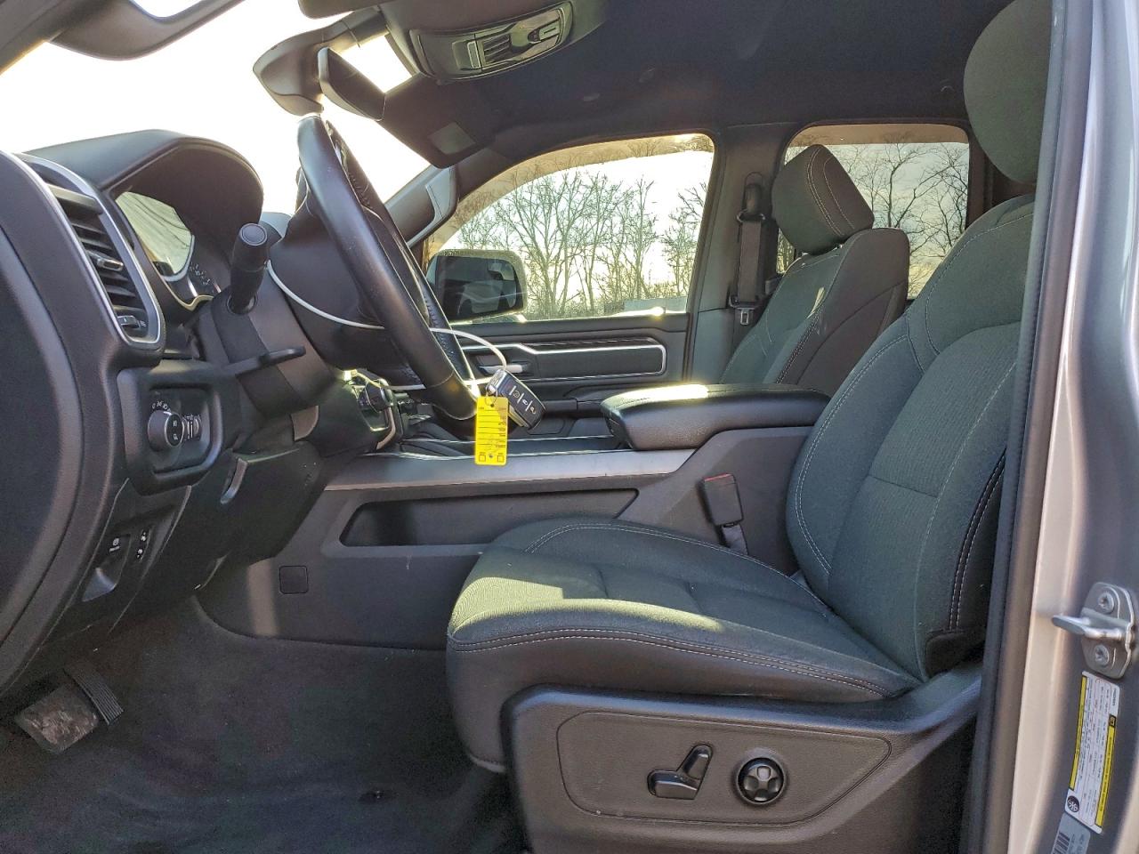 2019 RAM 1500 BIG HORN/LONE STAR photo 13