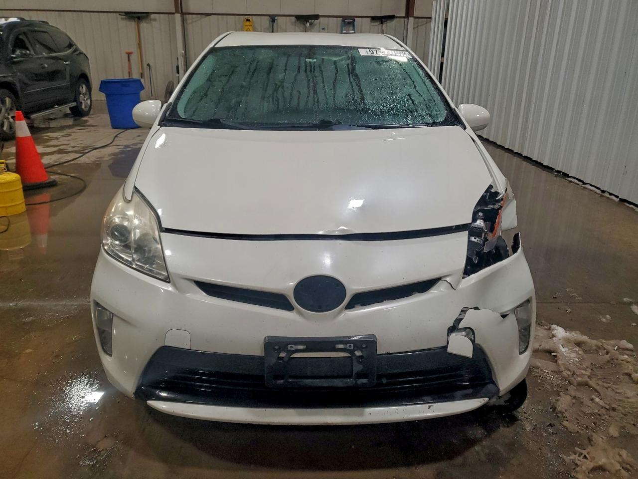 2013 TOYOTA PRIUS photo 5