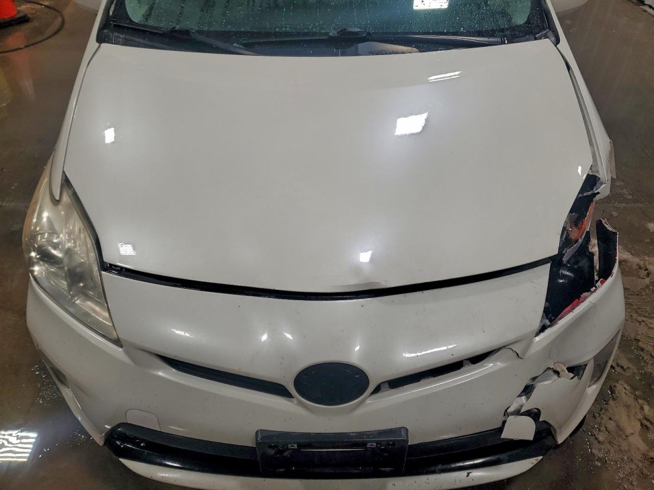 2013 TOYOTA PRIUS photo 11