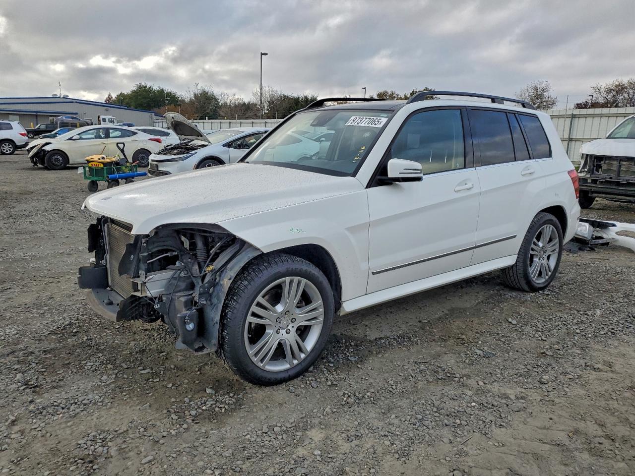 2014 MERCEDES-BENZ GLK