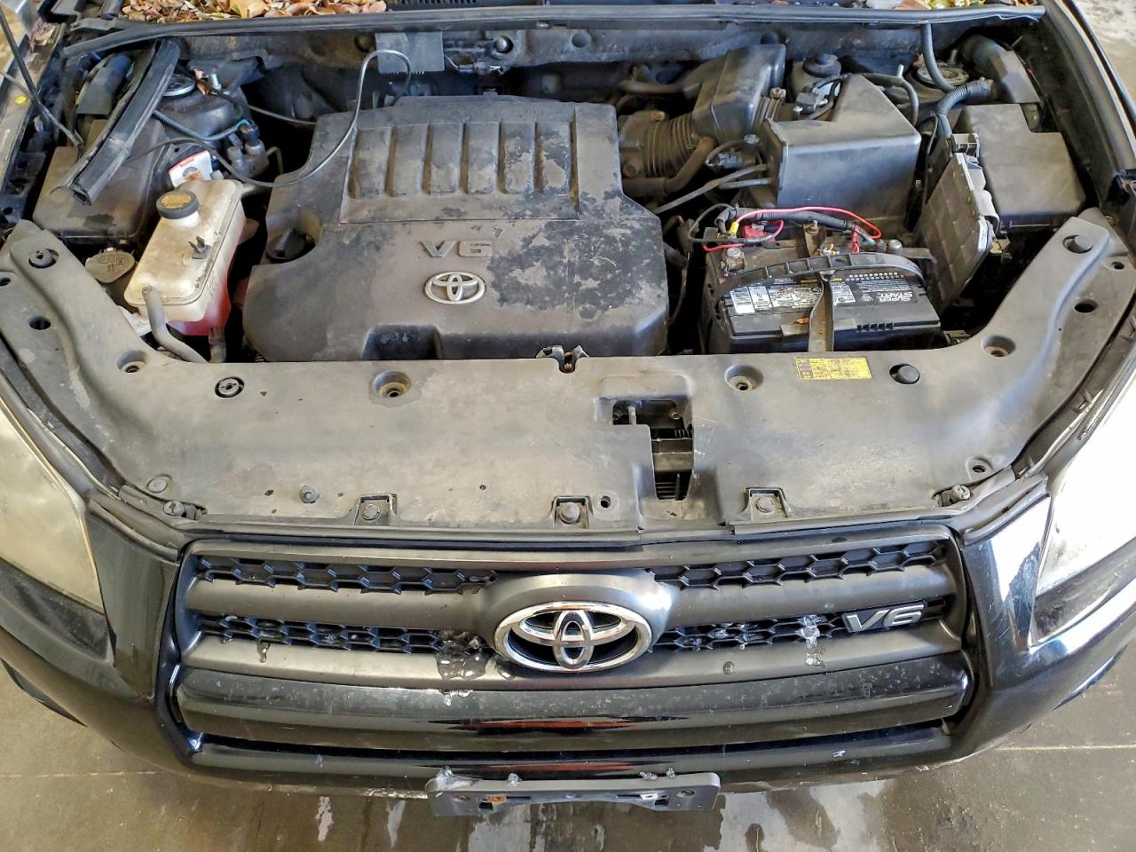 2012 TOYOTA RAV4 SPORT photo 11