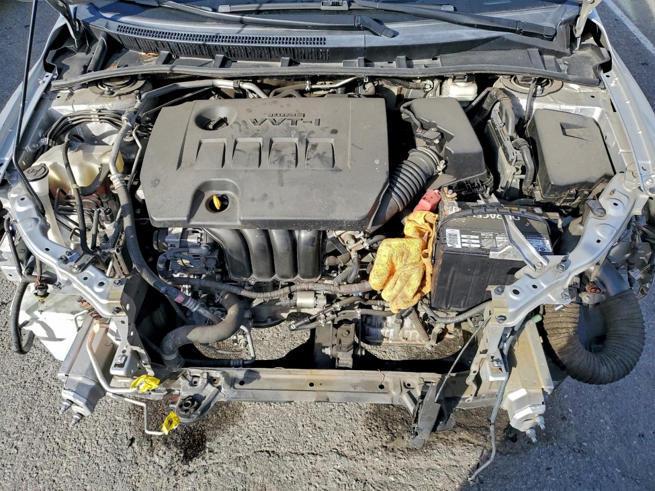 2013 TOYOTA COROLLA BASE photo 11