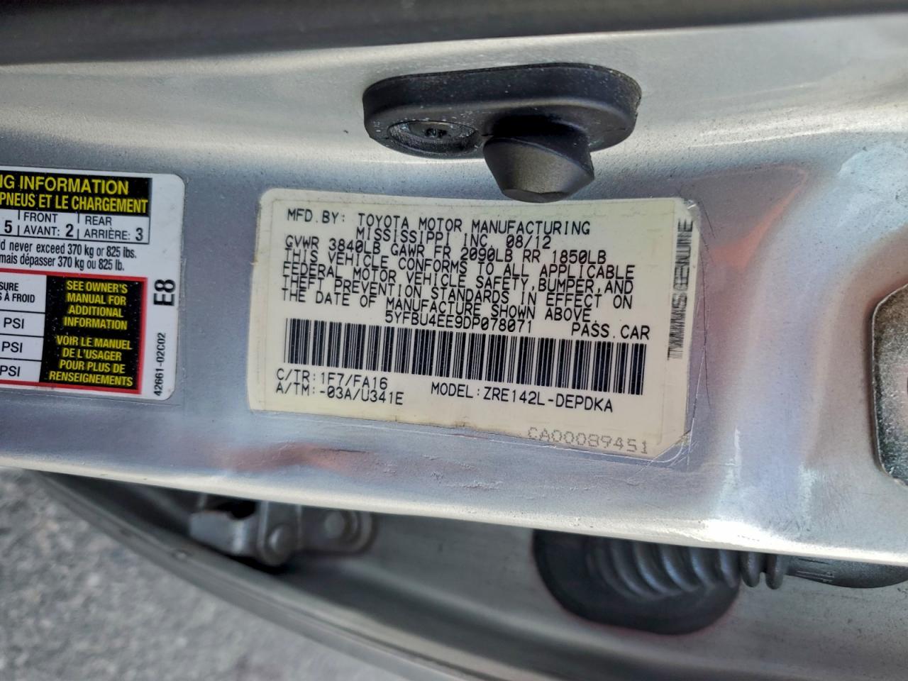 2013 TOYOTA COROLLA BASE photo 12