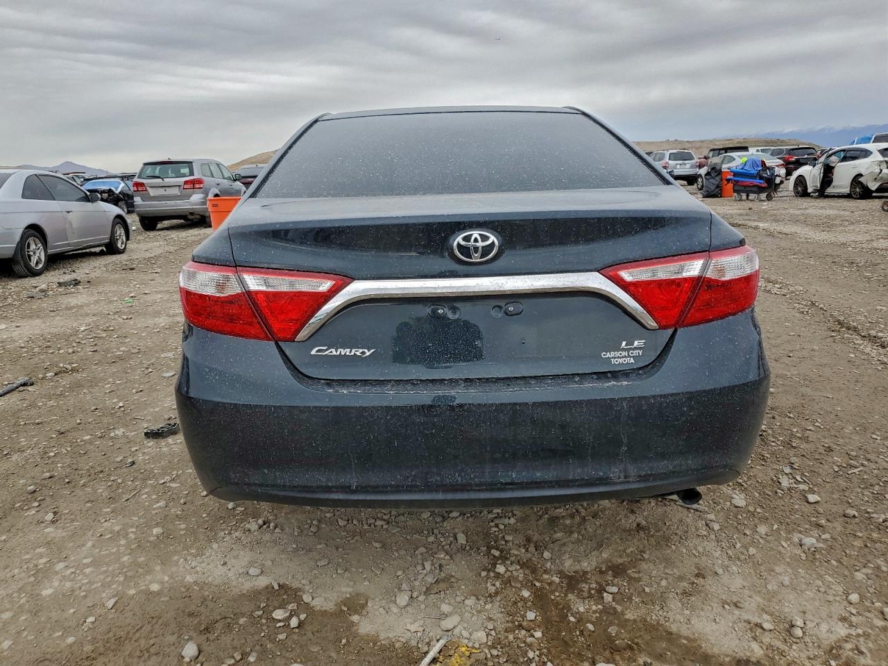 2016 TOYOTA CAMRY LE photo 6