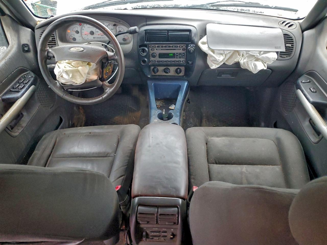 2002 FORD EXPLORER SPORT TRAC photo 8