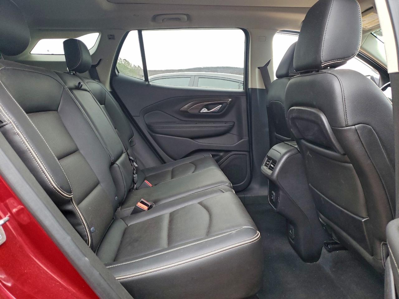 2018 GMC TERRAIN DENALI photo 21