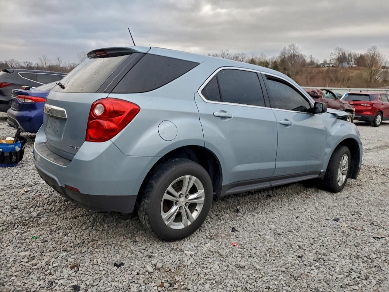 2014 CHEVROLET EQUINOX LS photo 3